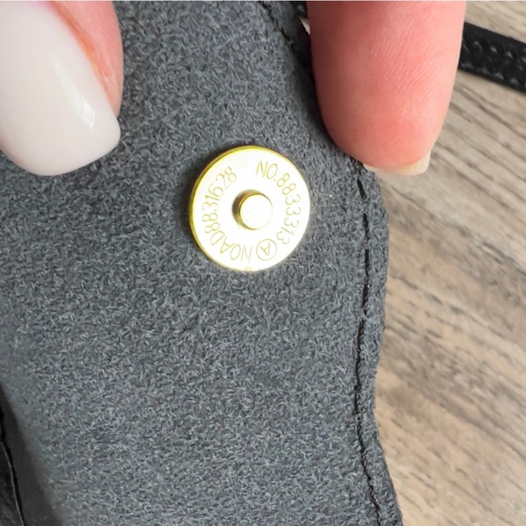 Genuine leather cross body bag - Picture 11 of 11